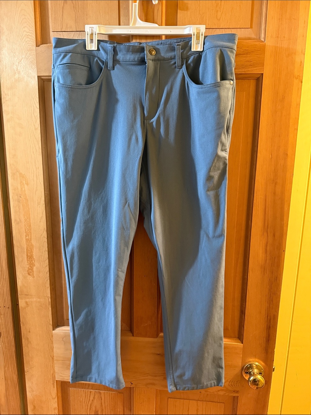 Daniel Cremieux Slim Stretch Chinos in Slate Blue